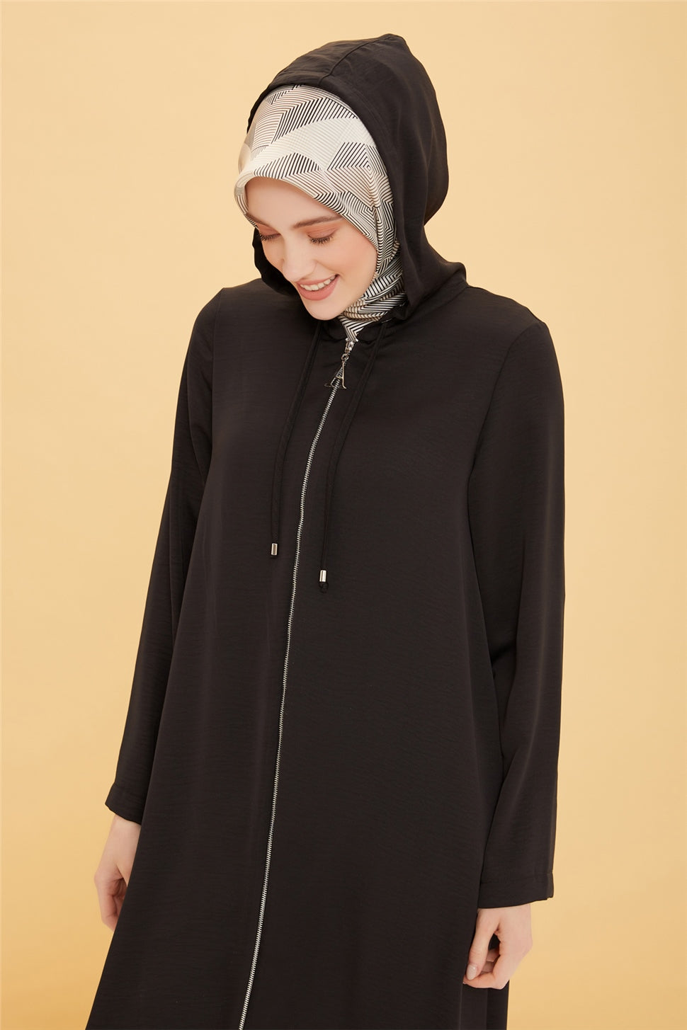 Armine Cape mit Saumband & Kapuze 7602